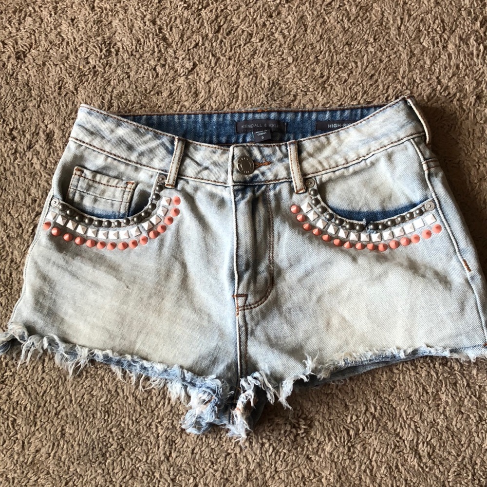 Kendall + Kylie Peach Pink Silver White Studded Light Wash Denim Shorts 5